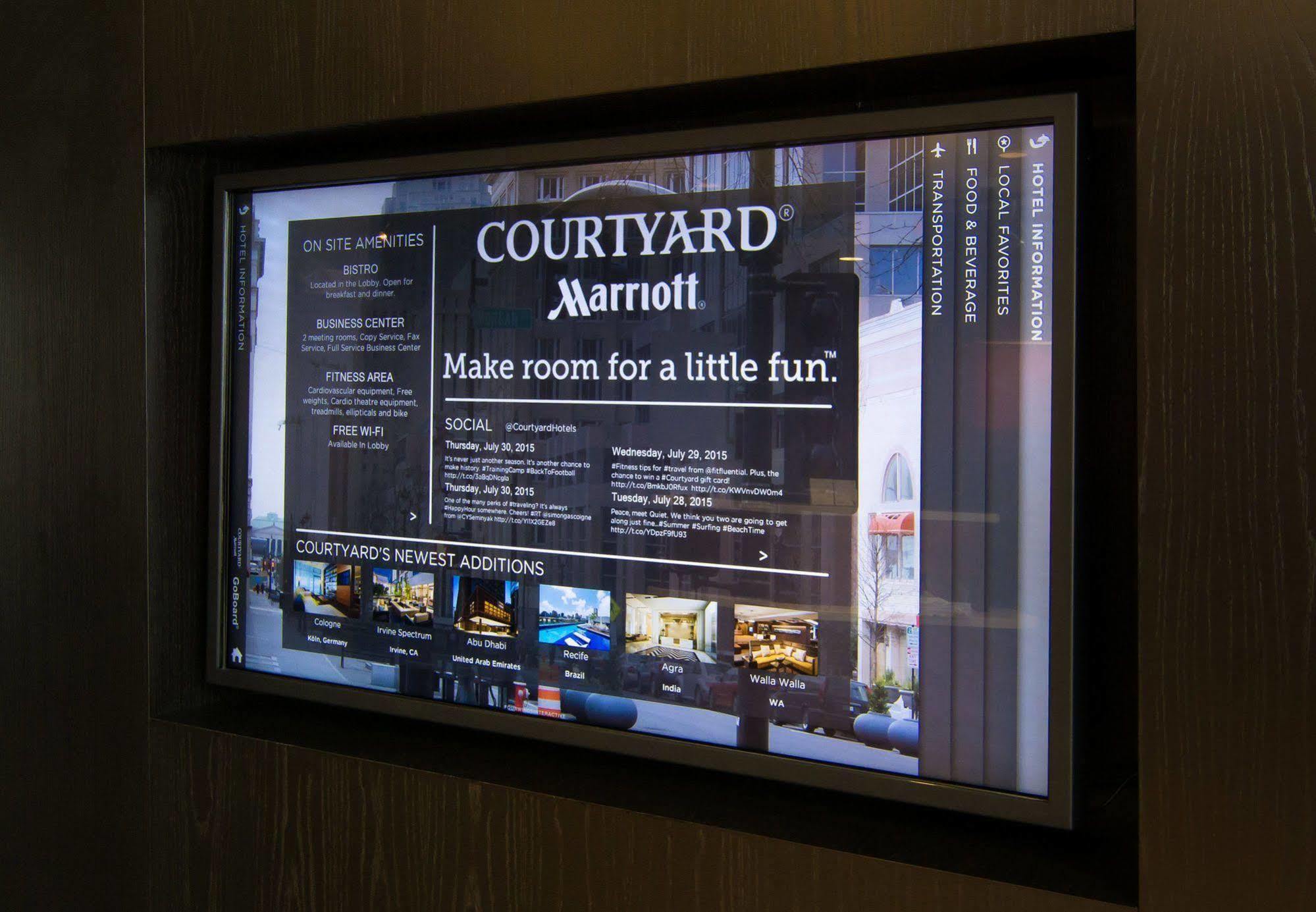 Courtyard By Marriott Phoenix Downtown Exterior foto